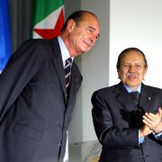 Algeries president Abdelaziz Bouteflika (t.h.) og president Jaques Chirac, 2003.