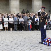Frankrikes president Nicolas Sarkozy under en seremoni til minne om harkiene.