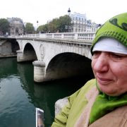 Hocine Hassina minnes familiemedlemmer som forsvant etter Paris-massakren i 1961