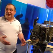 Armen Sakhlyans TV-kanal samarbeider med en kanal på den andre siden av grensen.