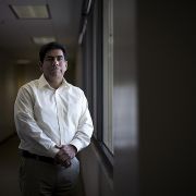 Professor Daniel Rodriguez ved  Pepperdine University i California.