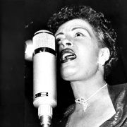 Billie Holiday (1915-1959) skal ha sunget i tråd med arabisk musikalsk arv.